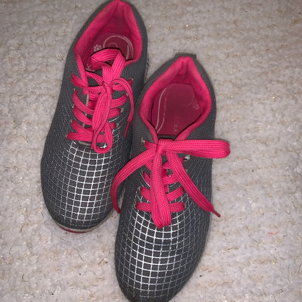 Sneakers Girl
